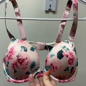 Victoria’s Secret shine strap collection push up bra